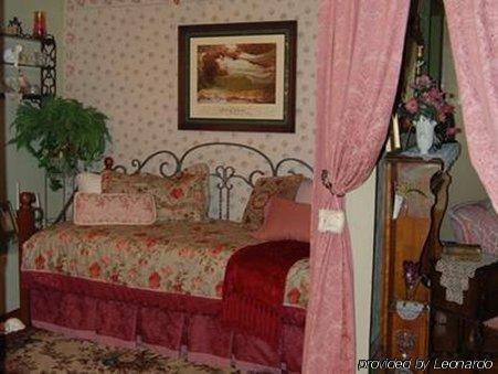 Schuster Mansion Bed & Breakfast Milwaukee Quarto foto