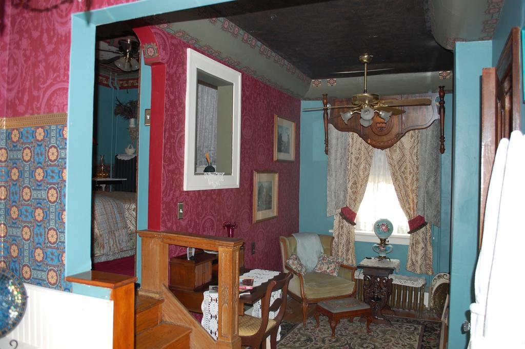 Schuster Mansion Bed & Breakfast Milwaukee Quarto foto